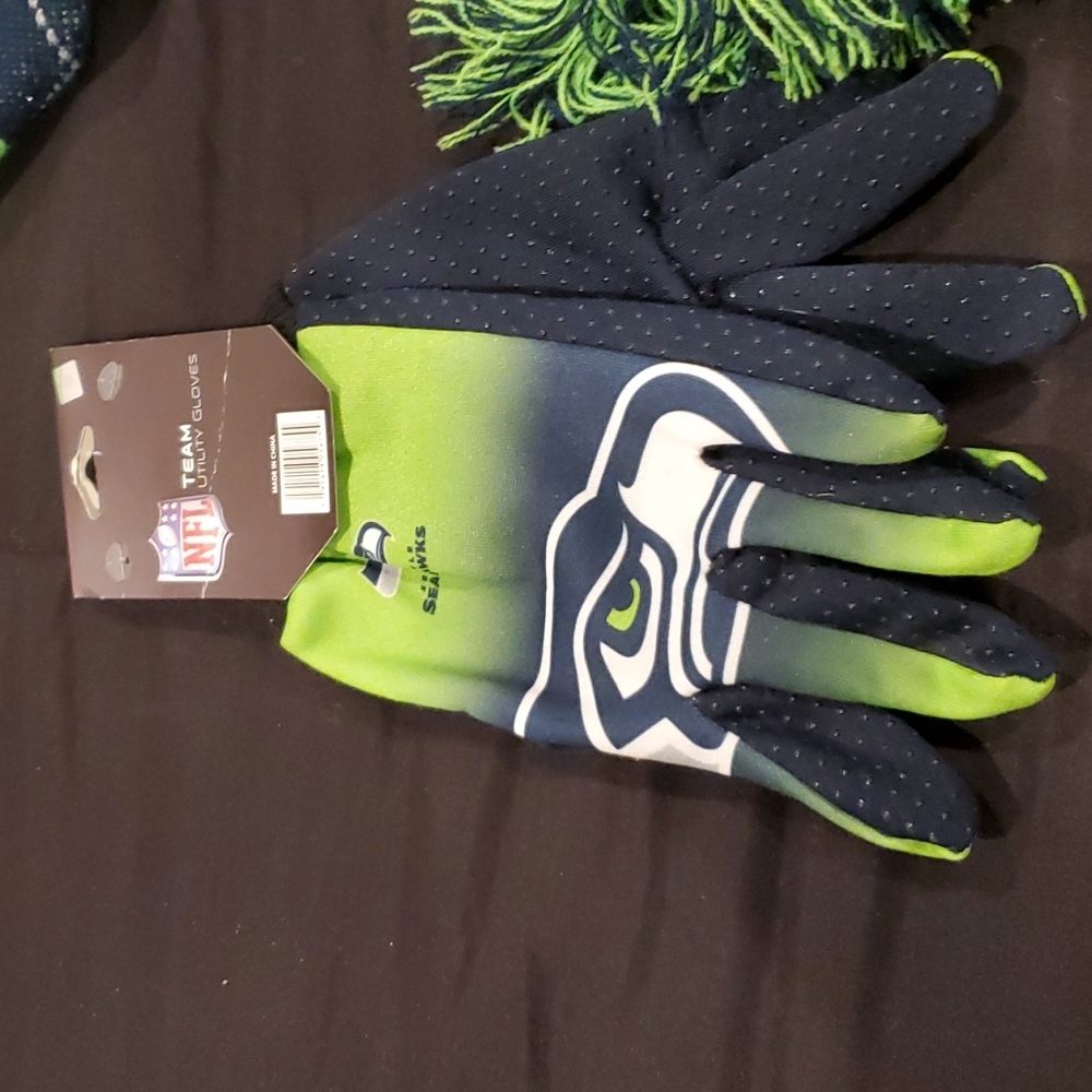 Seahawks super bundle! - Picture 2 of 5